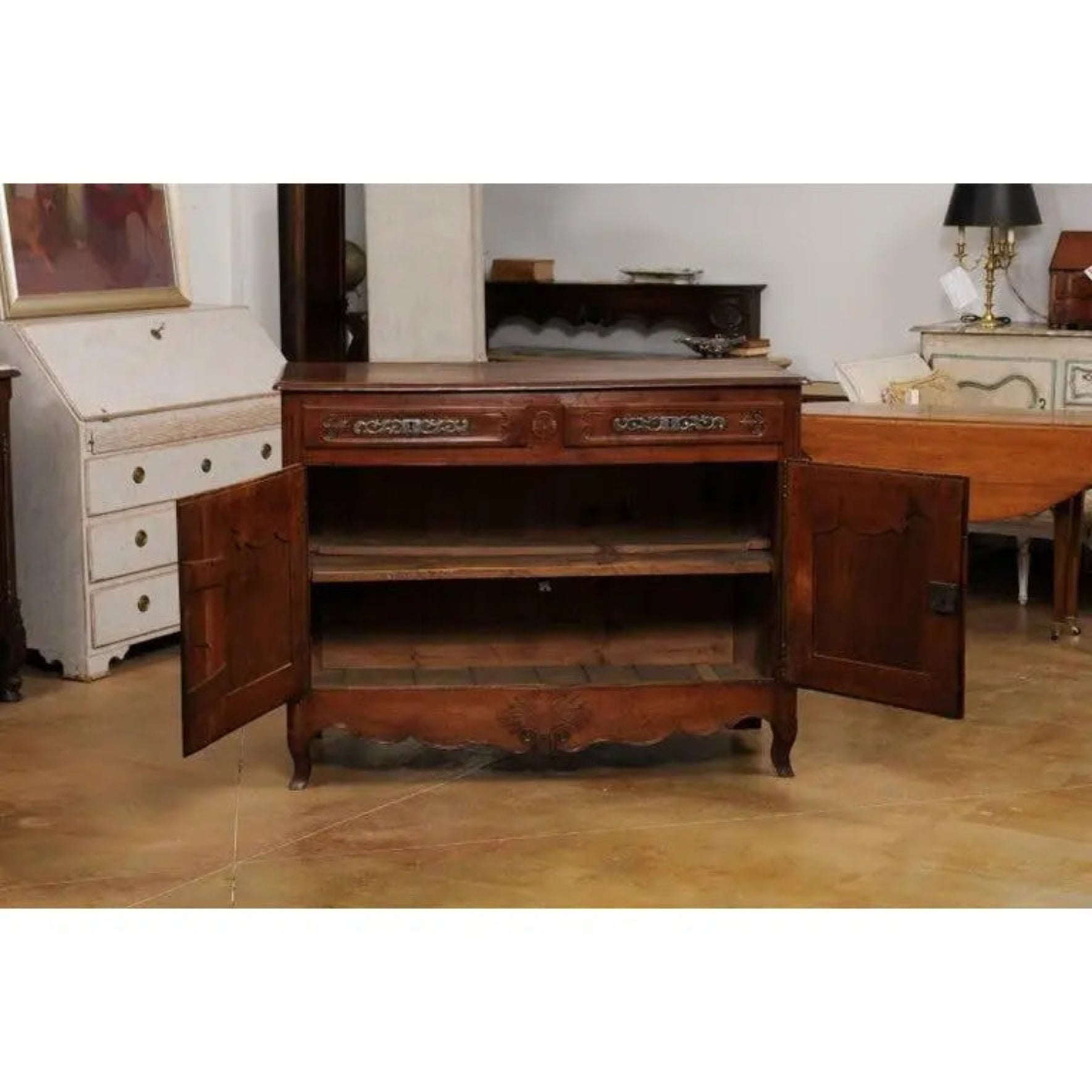 Credenza