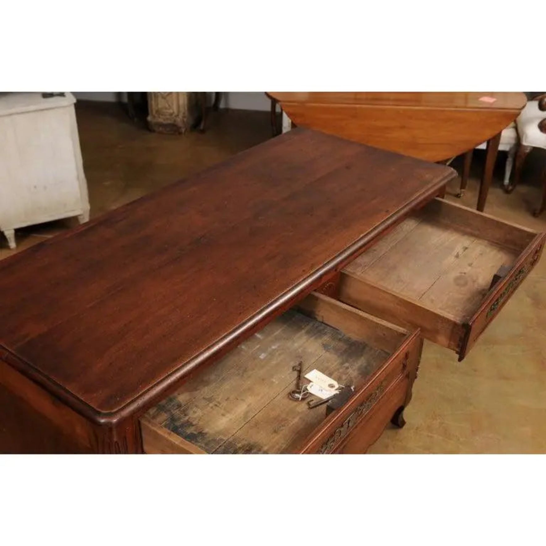 Credenza