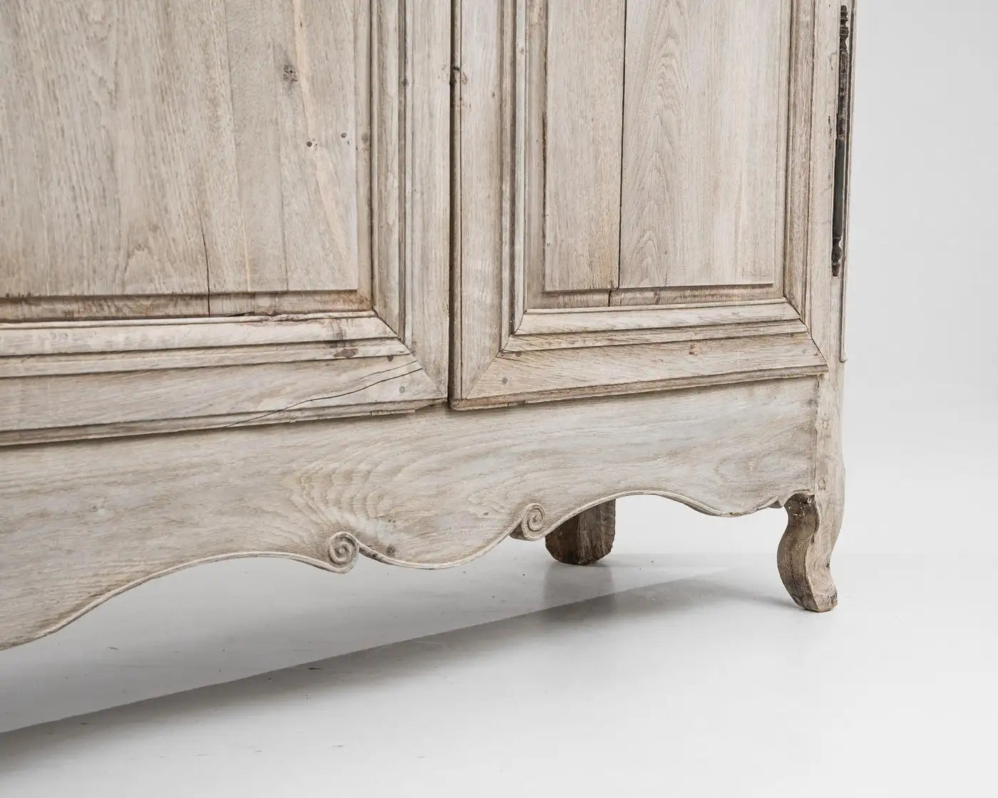 Armoire