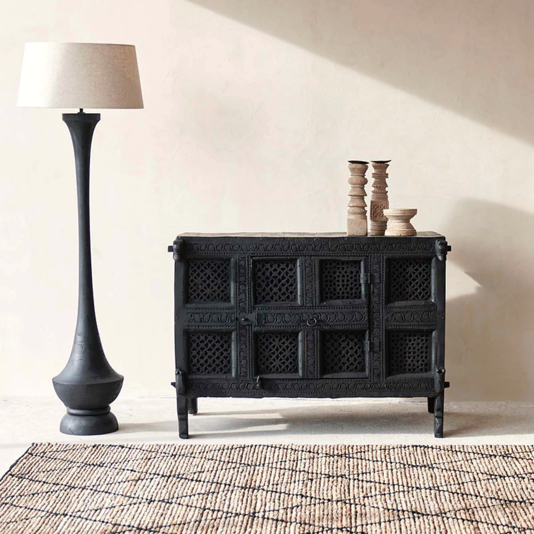 Damchiya Cabinet
