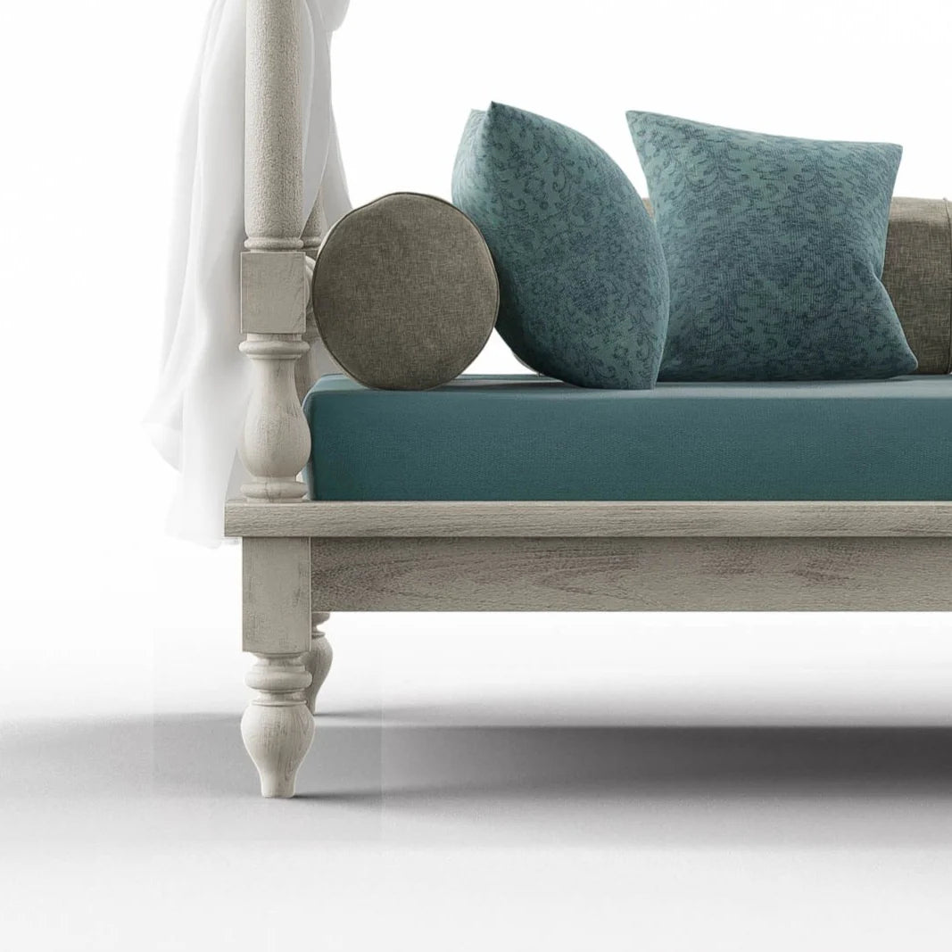 Canopy Daybed