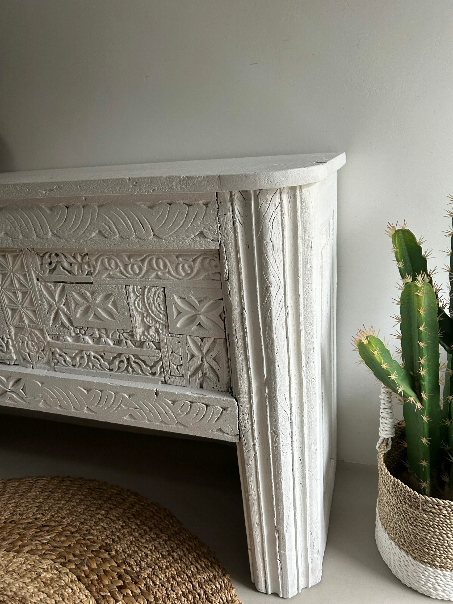 Credenza