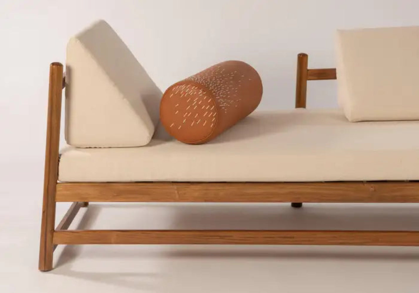 Designer Outdoor Beautiful Daybed Sofa