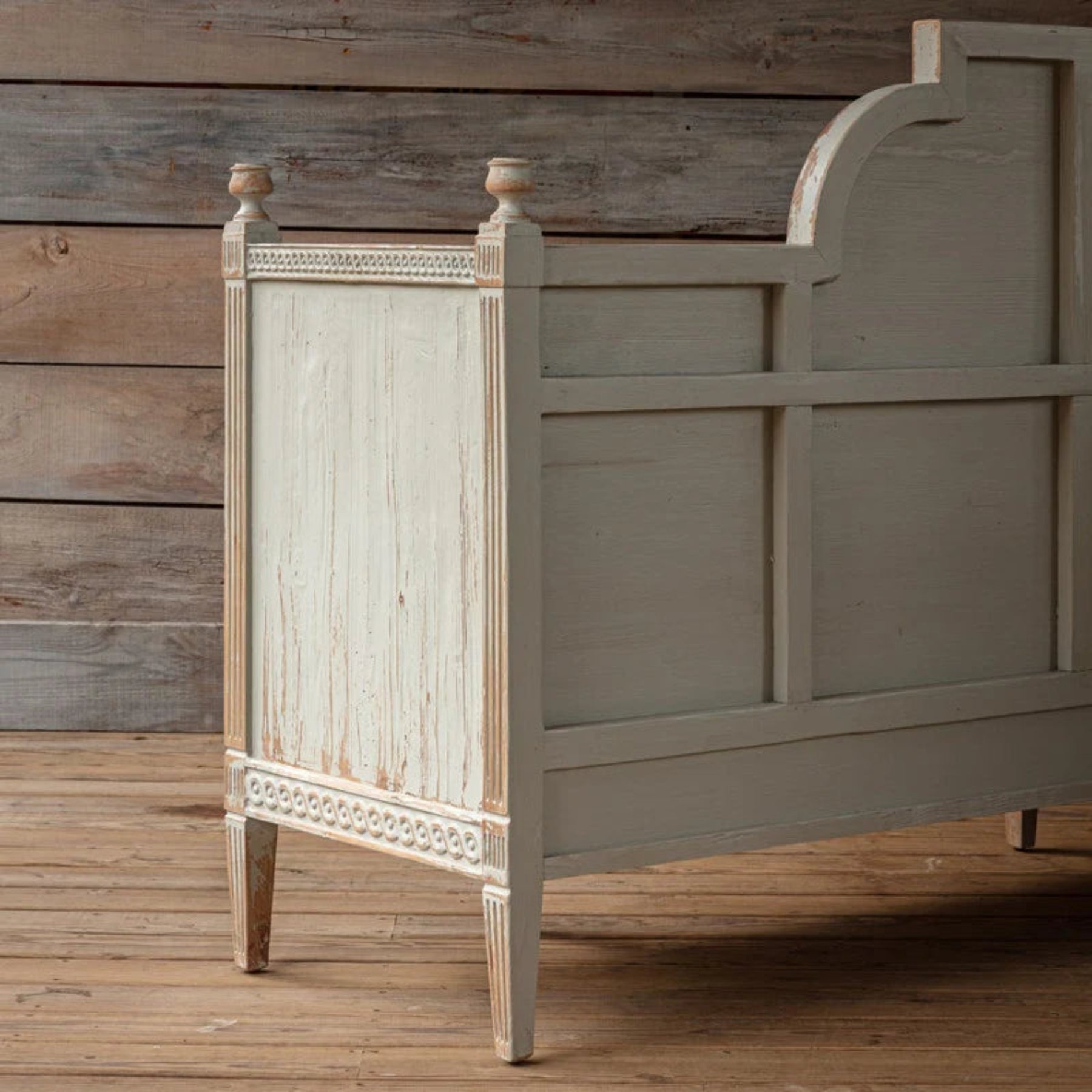Hand Carved Grand Daybed Sofa