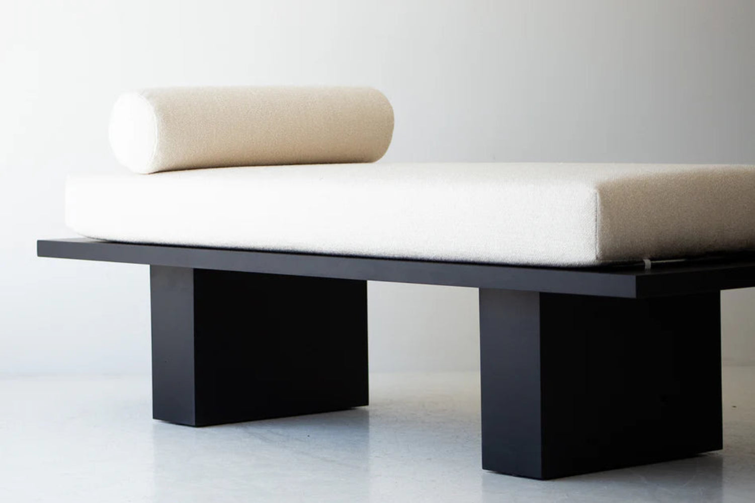 Black Color Daybed without Arms