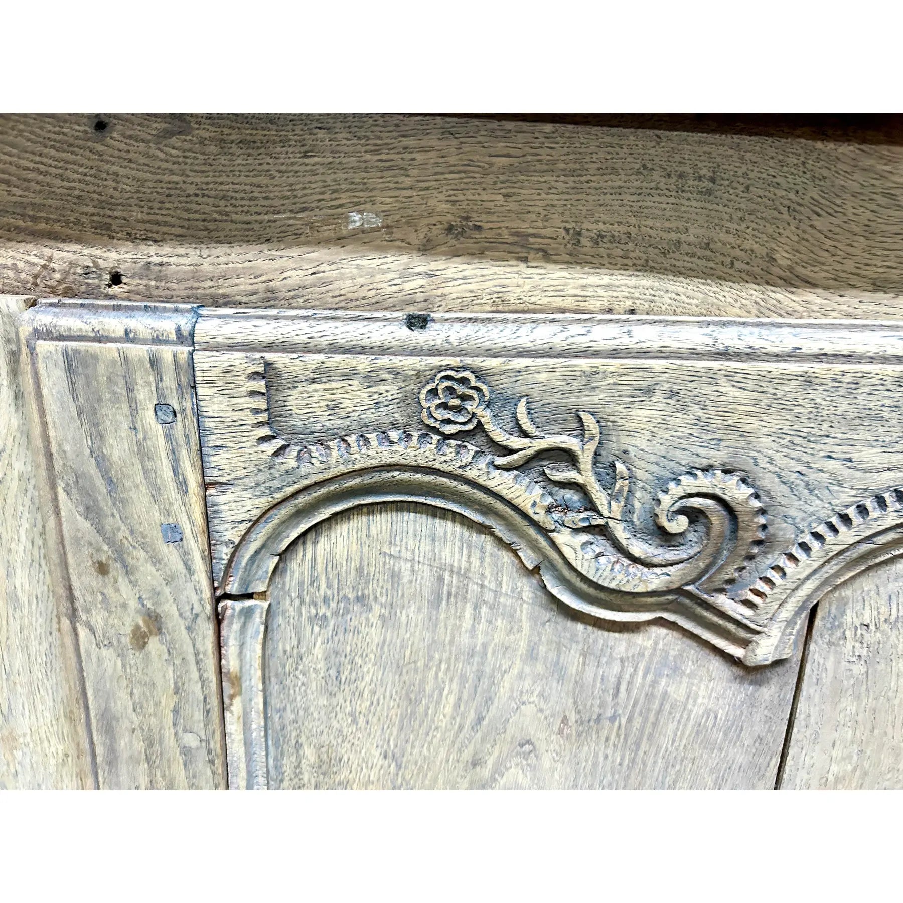 Buffet cabinet