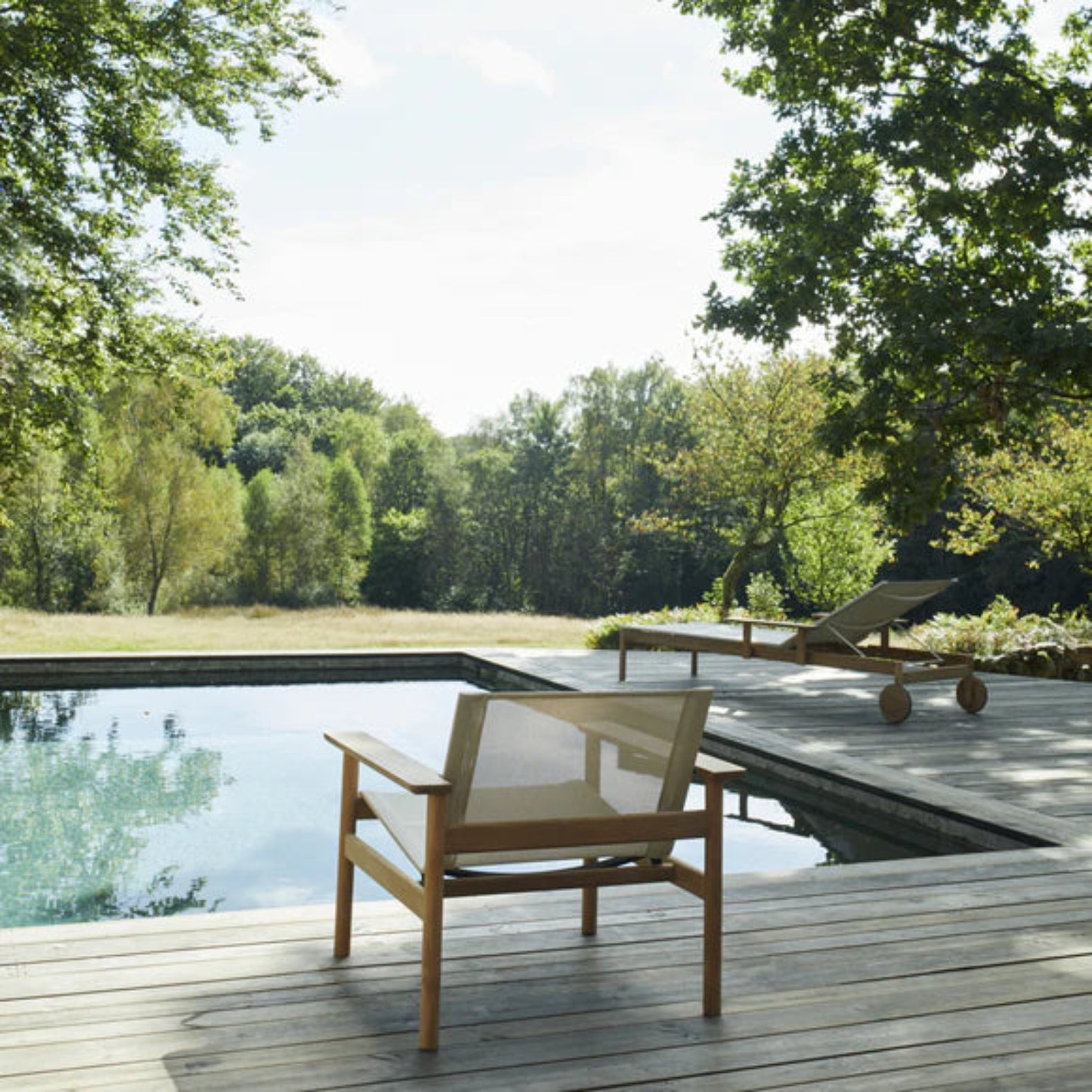 Outdoor Lounge Chair