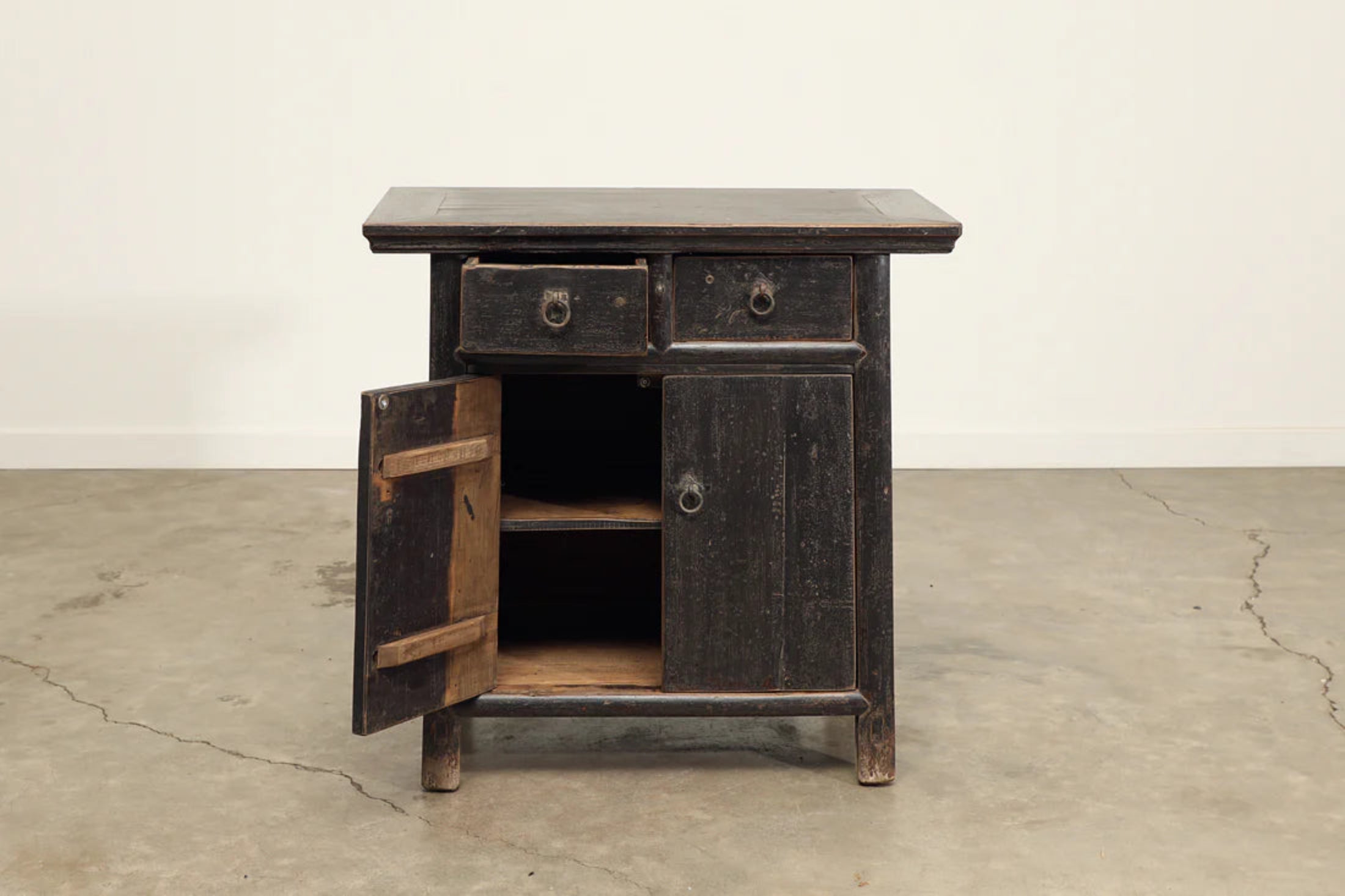 Storage unit